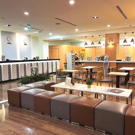 サン ユアン イージー ステイ イン タイナン 台南 エクステリア 写真